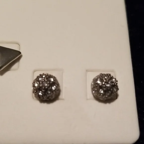 Banana Republic Silver and Pearl Earring Trio - Picture 5 of 5